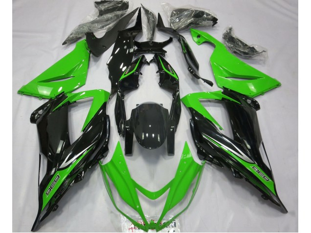 Green and Black 2013-2018 Kawasaki ZX6R Motorcycle Fairing